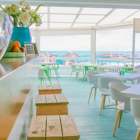 Lovely Burgau Just 3 Mins Walk From