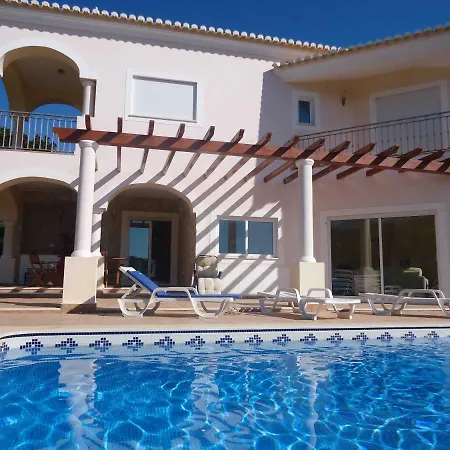Lovely Burgau Just 3 Mins Walk From Villa Budens
