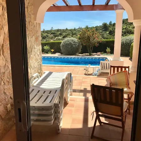 Lovely Burgau Just 3 Mins Walk From